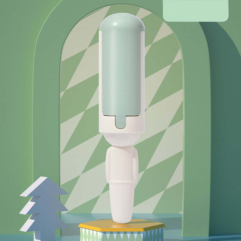 Pet hair roller in a modern design, ideal for quickly removing pet hair from various surfaces.